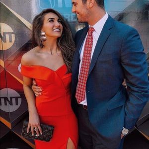 Stunning red form fitting dress